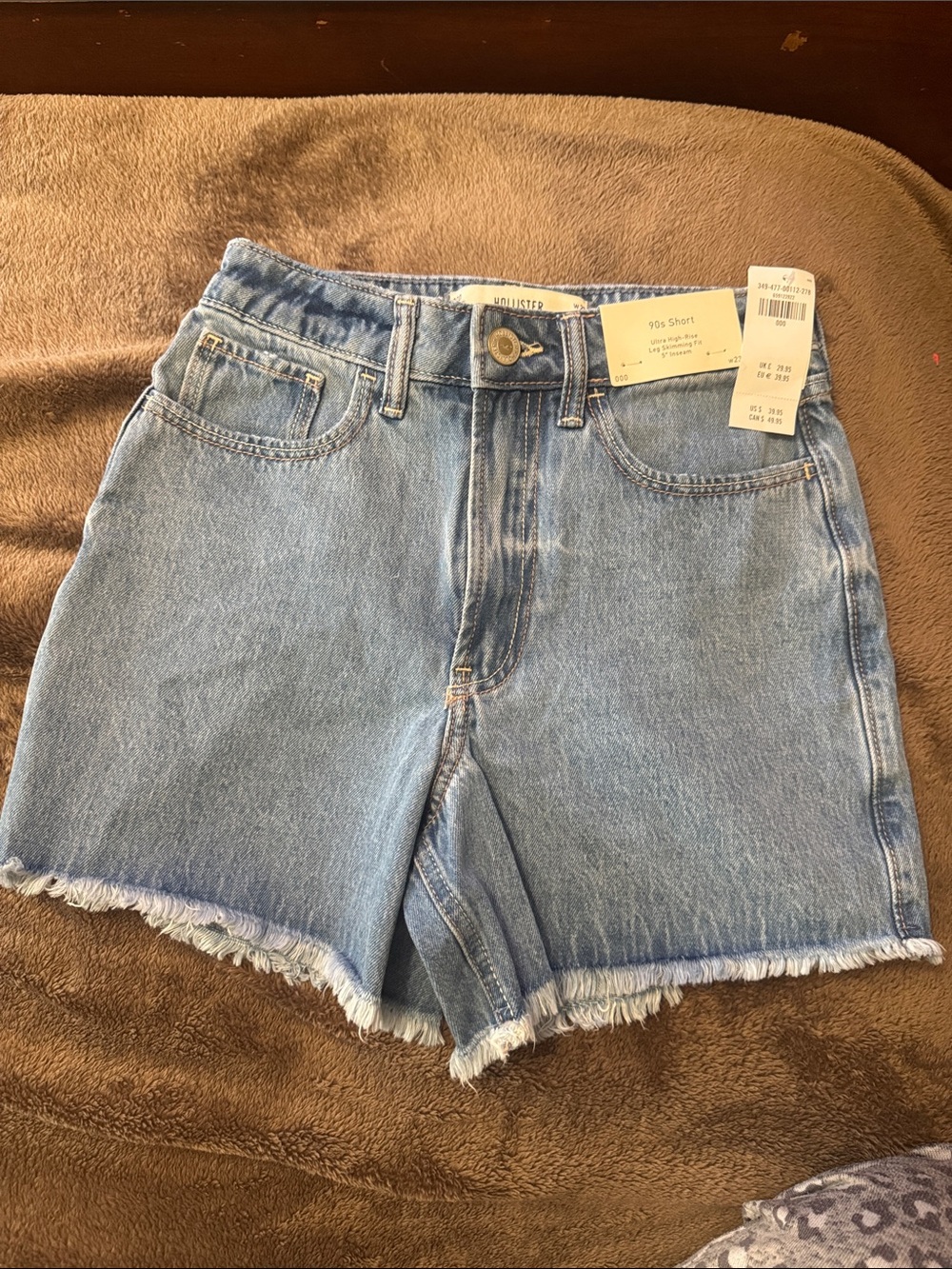 NWT Hollister 90s Short Light Wash Ultra High-Rise Frayed Hem Denim Shorts